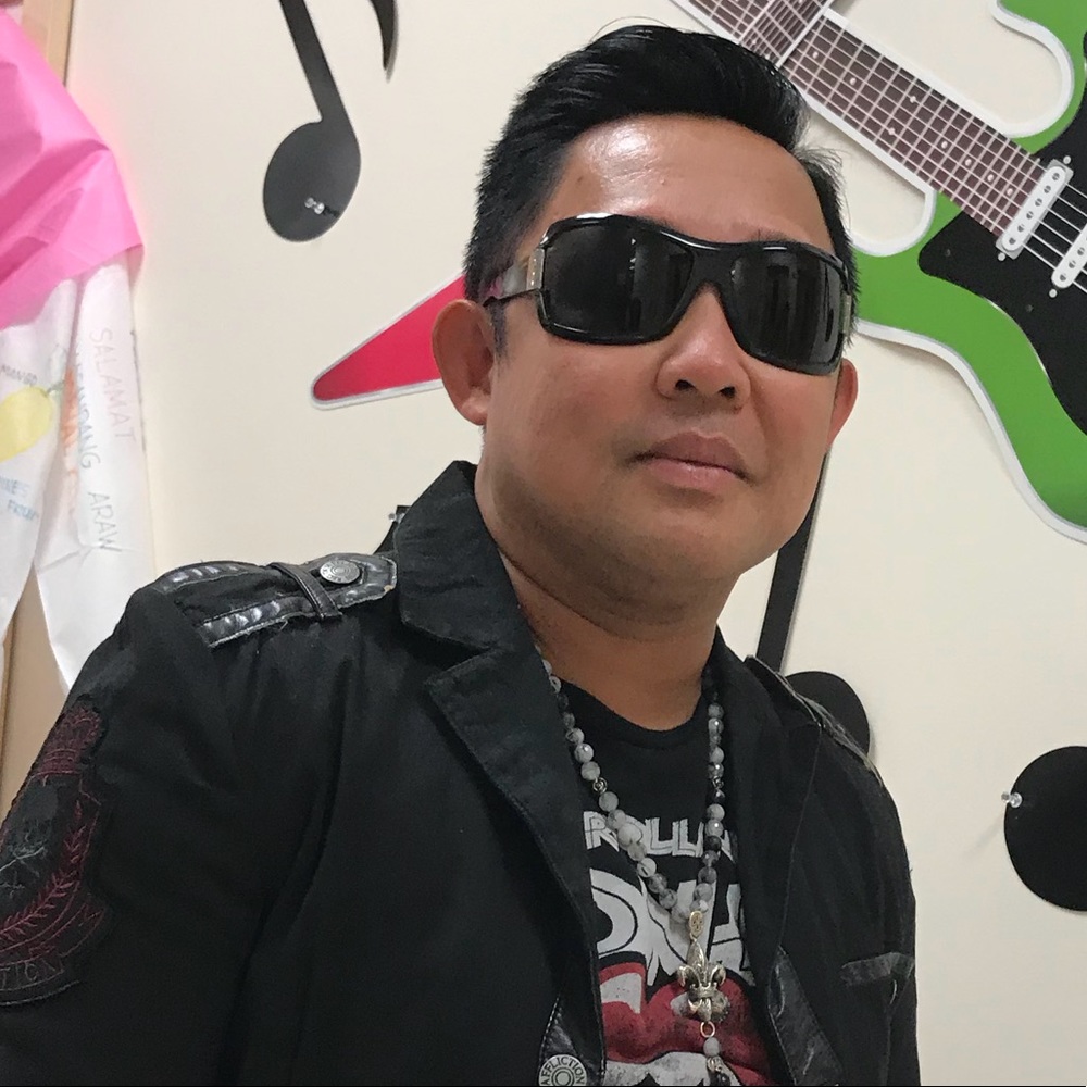 Meet your Posher, Rafael